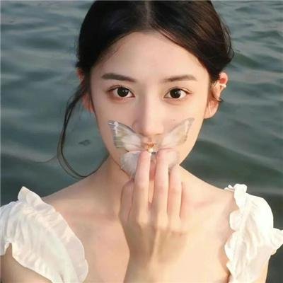 叔比狗..恐怖稻草人